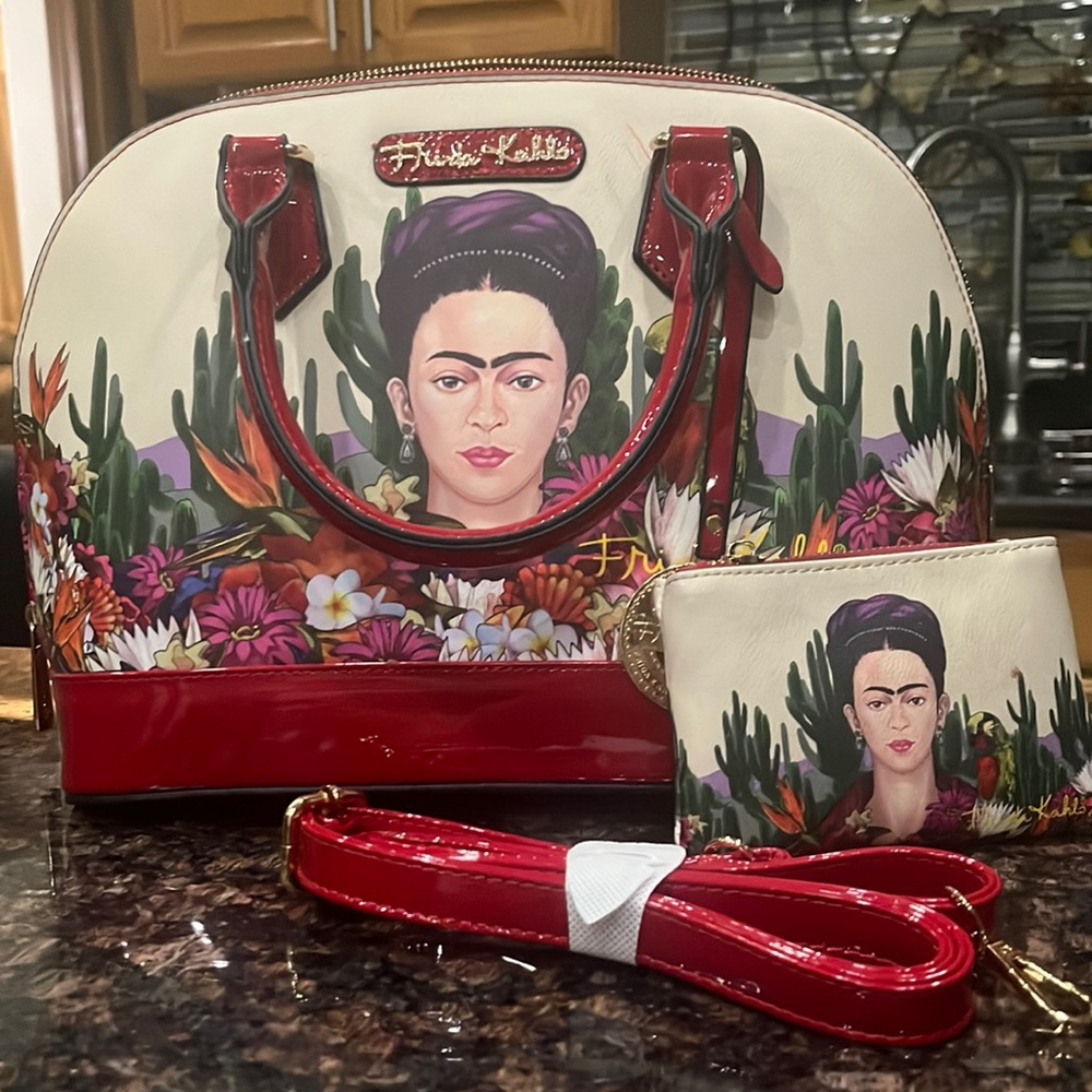 NEW Frida Khalo Purse 👜
